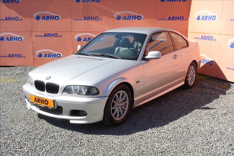 BMW Řada 3 318 Ci, SERVISNÍ KNIHA. - fotka 3 z 35