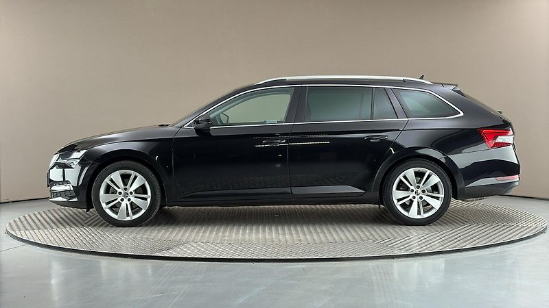 Škoda Superb 2.0 TSI DSG Style Combi - fotka 4 z 30