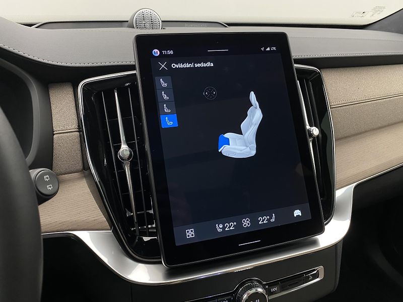 Volvo XC90 B5 AWD DARK ULTRA  REZERVACE - fotka 66 z 66