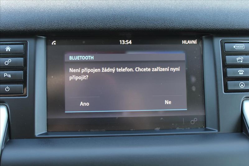 Land Rover Discovery Sport 2,0 TD4  NOVÉ V ČR,A/T,4x4 - fotka 12 z 30