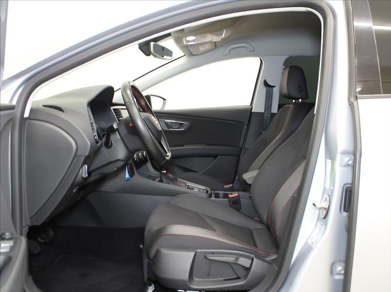 Seat Leon 1,5 TSi 96kW FR ST LED 71tkm.Č - fotka 6 z 26