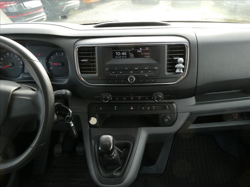 Citroën Jumpy 2,0 HDi 110kW závěs, 2x kola - fotka 29 z 40