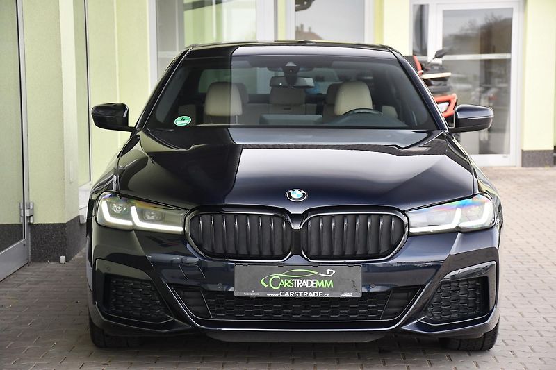 BMW Řada 5 520i M-SPORT 1M ČR REZERVACE - fotka 9 z 39