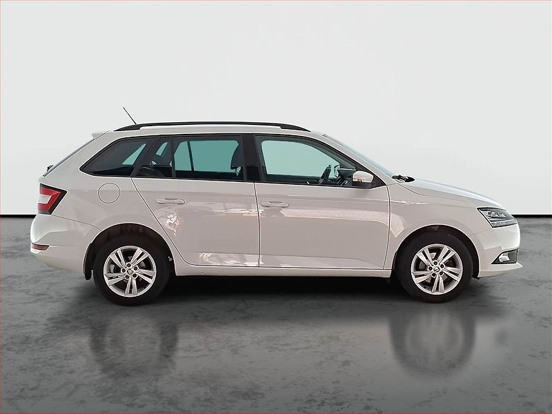 Škoda Fabia (2022) Style 1.0 TSI, ČR,1.maj - fotka 6 z 15