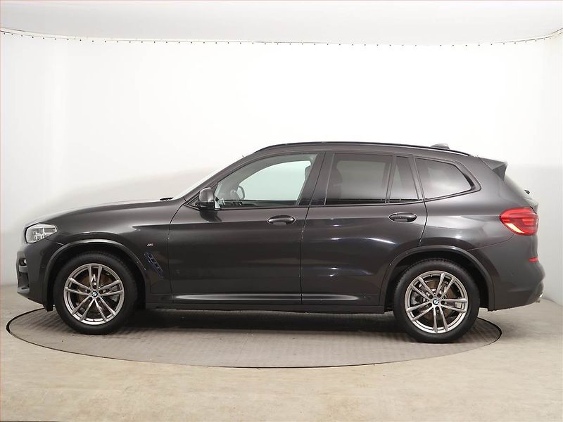 BMW X3 (2019) M Sport xDrive20d - fotka 3 z 17