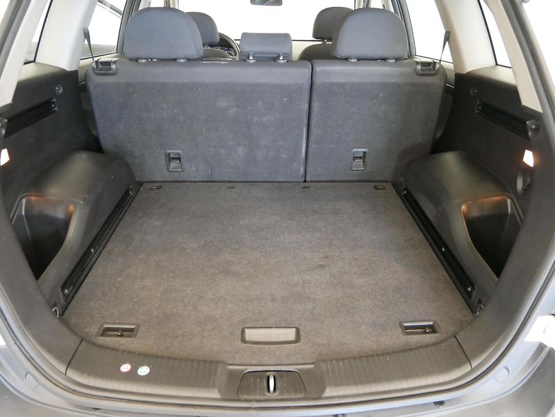 Opel Antara - fotka 20 z 22