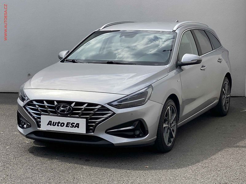 Hyundai i30 (2022) 1.5 T-GDi, ČR, Smart, AT - fotka 3 z 18