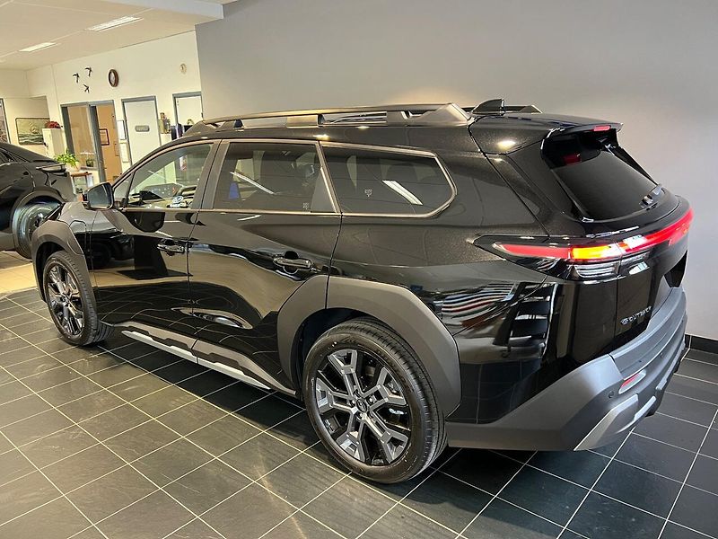 Subaru E-Outback 74.7 kWh AWD Touring H/K Pano - fotka 4 z 17
