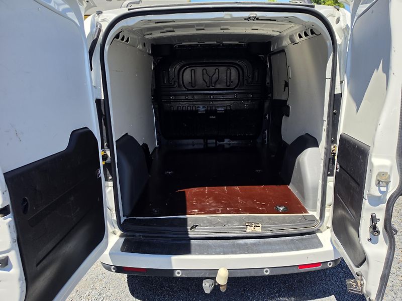 Fiat Dobló 1.3 JTD Kamera TZ Webasto Maxi - fotka 5 z 23