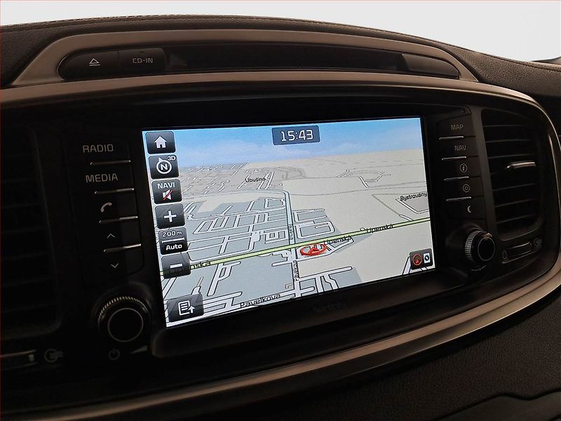 Kia Sorento (2016) Exclusive 2.2 CRDi, 4X4 - fotka 21 z 24