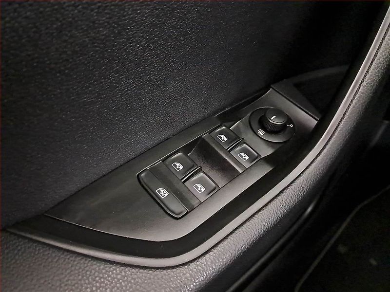 Škoda Superb (2022) 2.0 TDI, Serv.kniha, Navi - fotka 16 z 16