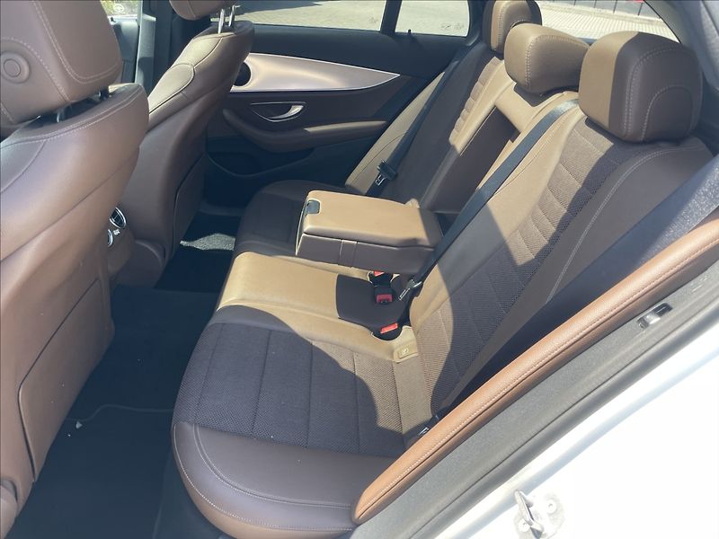 Mercedes-Benz Třídy E 2,0 4Matic ALL-TERREIN PANO LE - fotka 8 z 40
