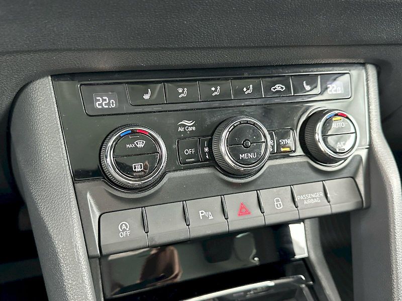 Škoda Karoq (2024) DSG 1.5TSI 110kW Selection Fre - fotka 20 z 31