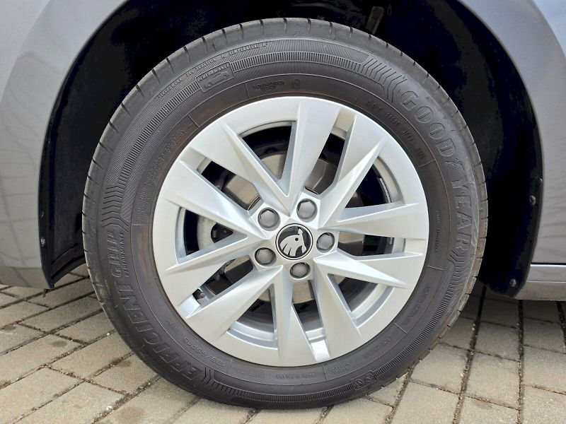 Škoda Fabia (2025) 1,0TSI 70KW SELECTION - fotka 27 z 30