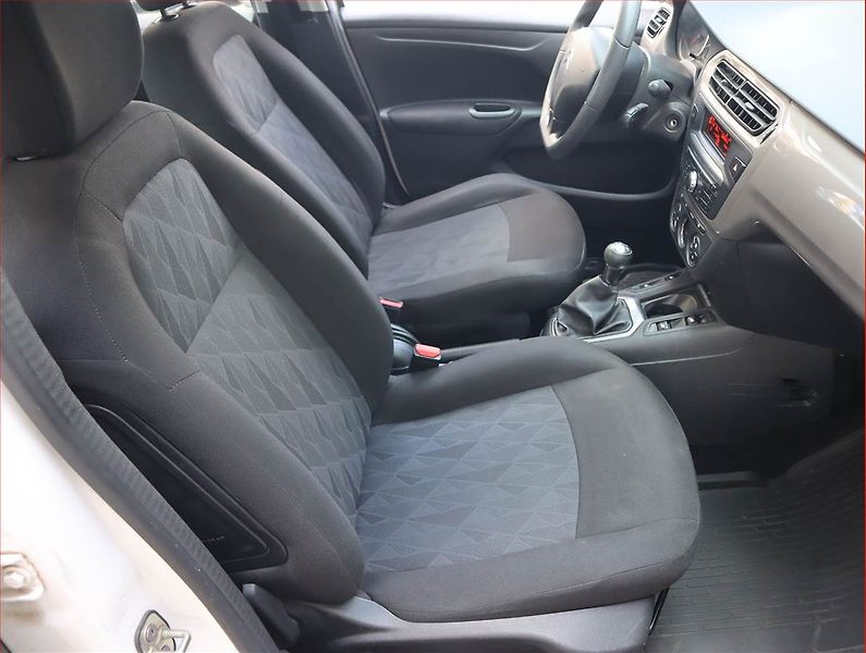 Citroën C-Elysée (2016) 1.2 PureTech, Serv.kniha - fotka 9 z 16