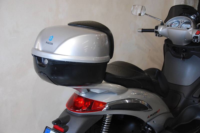 Piaggio Beverly 500 (2004) - fotka 4 z 20