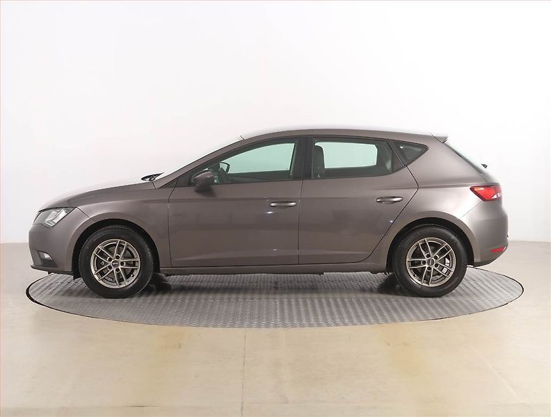 Seat Leon (2016) 1.2 TSI, Tempomat - fotka 3 z 16