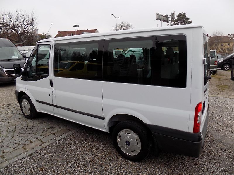 Ford Transit 2,2 TDCI SWB TREND AC 9 MÍST - fotka 16 z 43