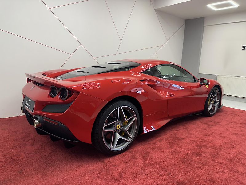 Ferrari F8 (2020) Tributo*360*LIFT*QUIO*TOP SPEC - fotka 4 z 13