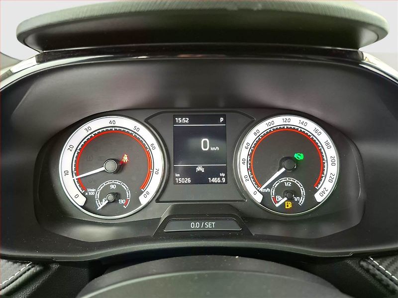 Škoda Fabia (2024) Monte Carlo 1.5 TSI - fotka 11 z 21