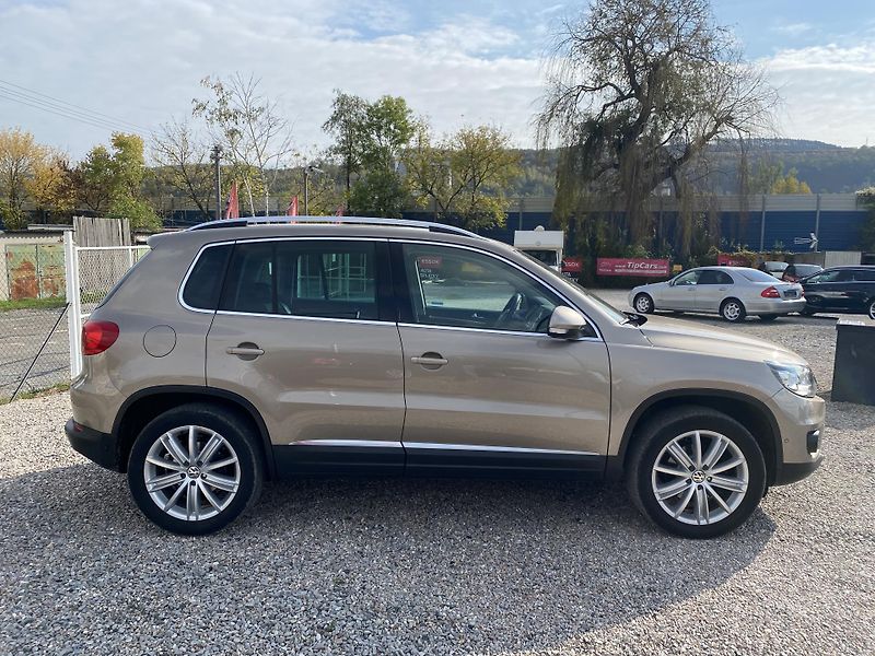 Volkswagen Tiguan 2.0TDi,DSG,rezervace - fotka 4 z 63