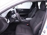 Volvo V60 2,0 B5 AWD Momentum Pro AT DPH - náhled 11