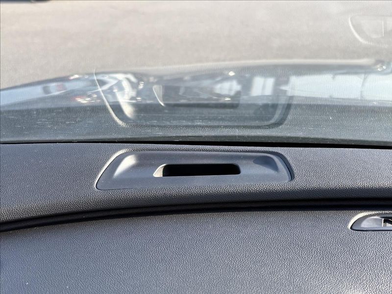 Opel Insignia 1,6 CDTi 100kW,Led,Navi,Kamera - fotka 23 z 39