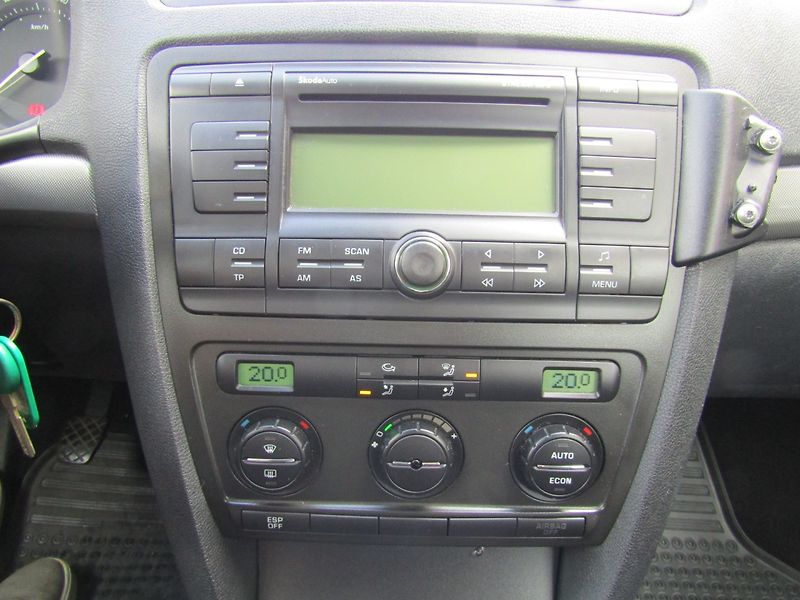 Škoda Octavia (2007) 2.0 TDI 103 kW ROZVODY NOVÉ - fotka 33 z 36
