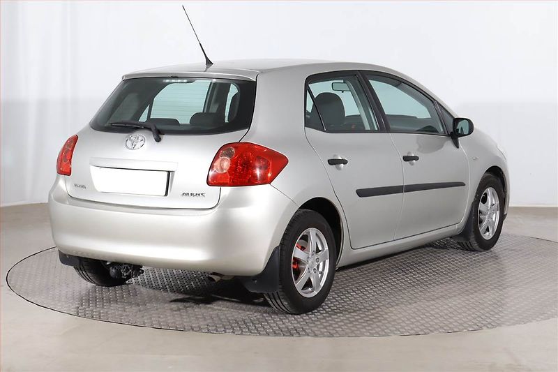 Toyota Auris (2009) 1.3 Dual VVT-i, Serv.kniha - fotka 5 z 19