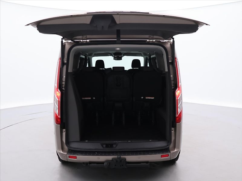 Ford Tourneo Custom 2,0 TDCi Titanium L2 CZ DPH - fotka 9 z 27