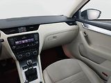 Škoda Octavia (2014) Elegance 2.0 TDI, Serv.kniha - náhled 8