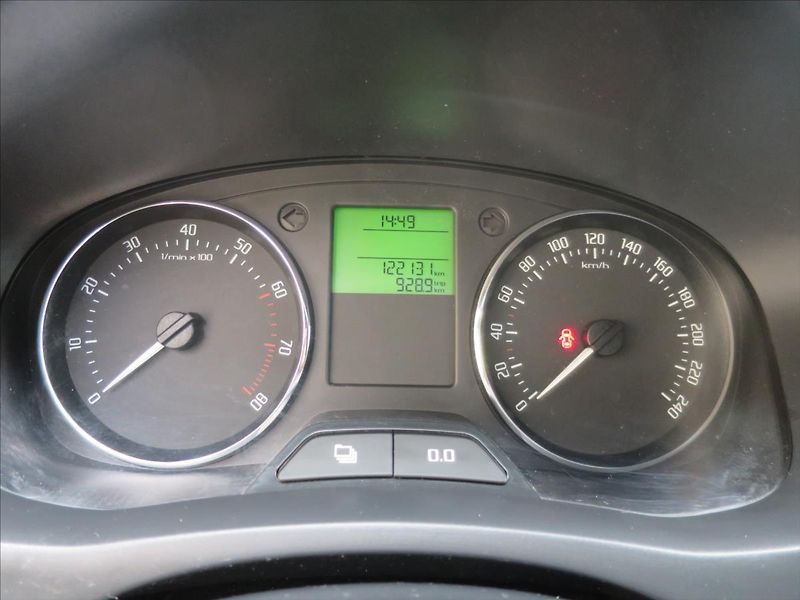 Škoda Fabia 1,2  TSI Monte Carlo - fotka 10 z 23