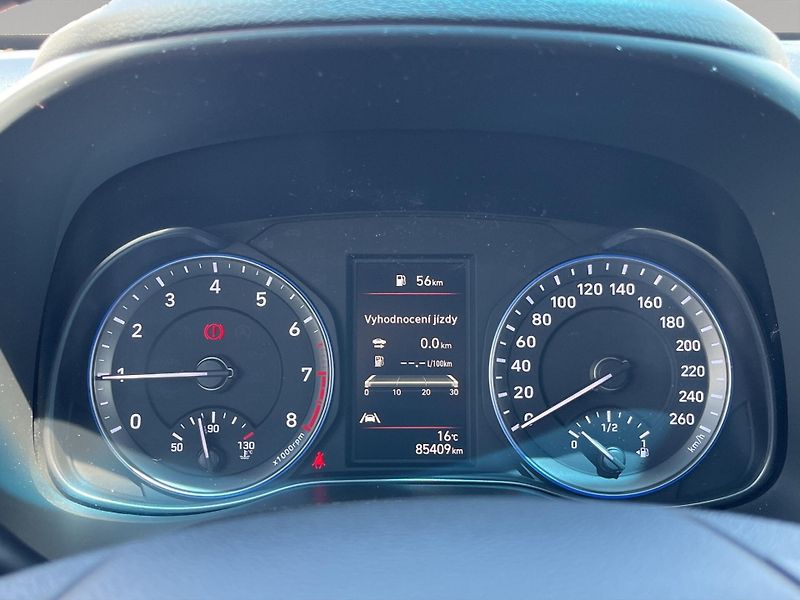 Hyundai Kona (2022) 1.0 T-GDi 88kw, ČR, Tažné, Tov - fotka 11 z 20