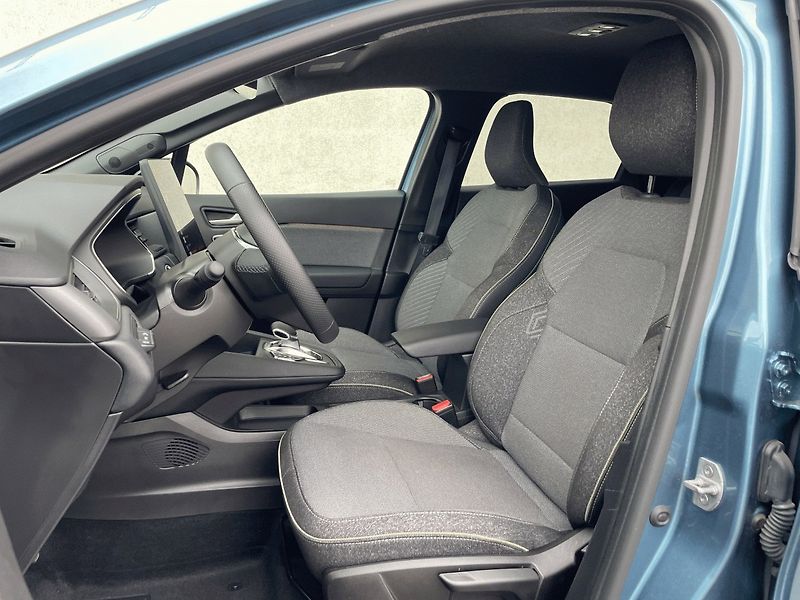 Renault Symbioz (2025) Techno E-Tech full hybrid 145k - fotka 17 z 22