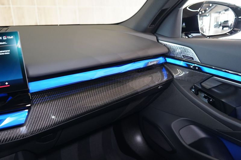 BMW Řada 5 540d xDrive Touring, Nezávislé - fotka 37 z 44