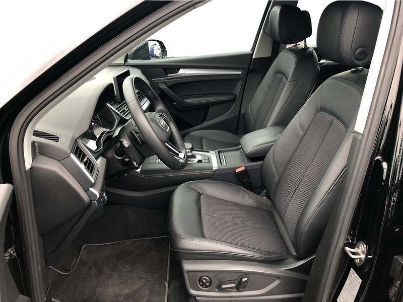 Audi Q5 DESIGN 2.0 TDI 140 KW Quattro - fotka 11 z 30