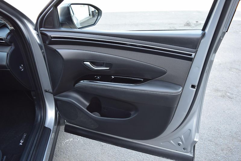 Hyundai Tucson (2024) 1.6T-GDi 110kw MHEV 48V STYLE  - fotka 41 z 47
