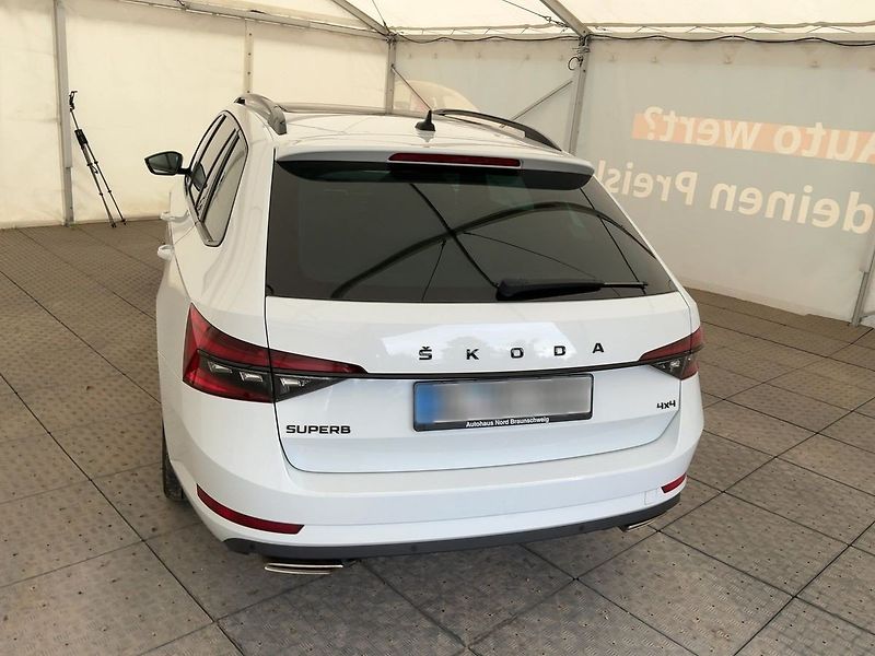 Škoda Superb (2021) Sportline 2.0 TSI 4x4 DSG - fotka 5 z 12