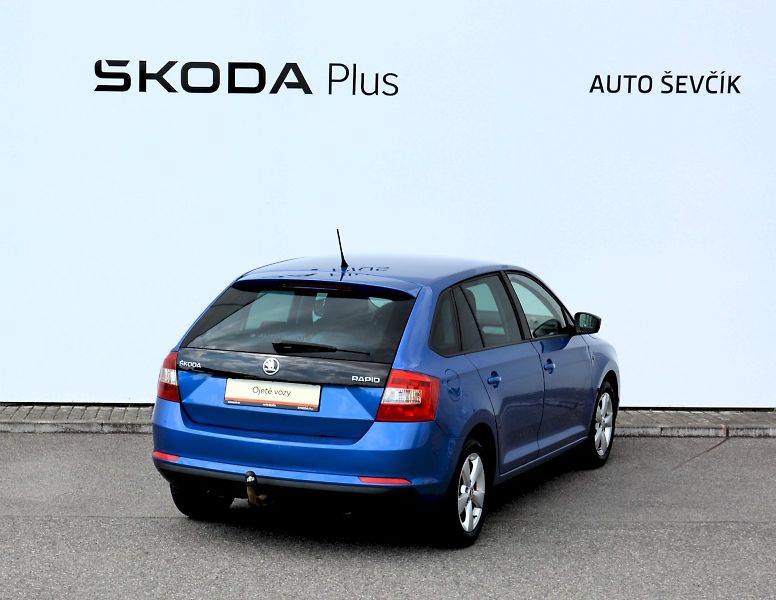 Škoda Rapid (2014) 1.6 TDI 66kW Ambition PLUS - fotka 2 z 20