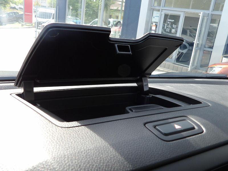 Isuzu D-Max (2026) SpaceCab LS 2.2L 163K 8st. A/T - fotka 33 z 36