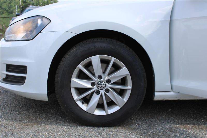 Volkswagen Golf 1,2 TSi  DSG, 82.644 km, ČR - fotka 22 z 24