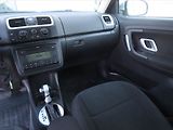 Škoda Fabia (2008) Sport 1.6 16V, Automat - náhled 8