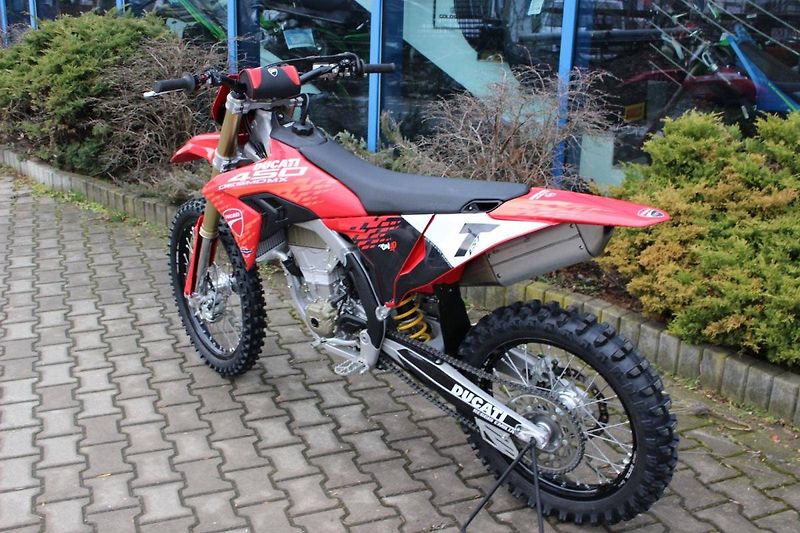 Ducati (2025) DESMO MX 450 2025 25 MTH AKCE - fotka 7 z 9