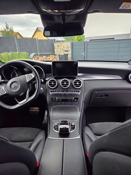 Mercedes-Benz GLC (2019) GLC 250 D 4MATIC - fotka 6 z 7