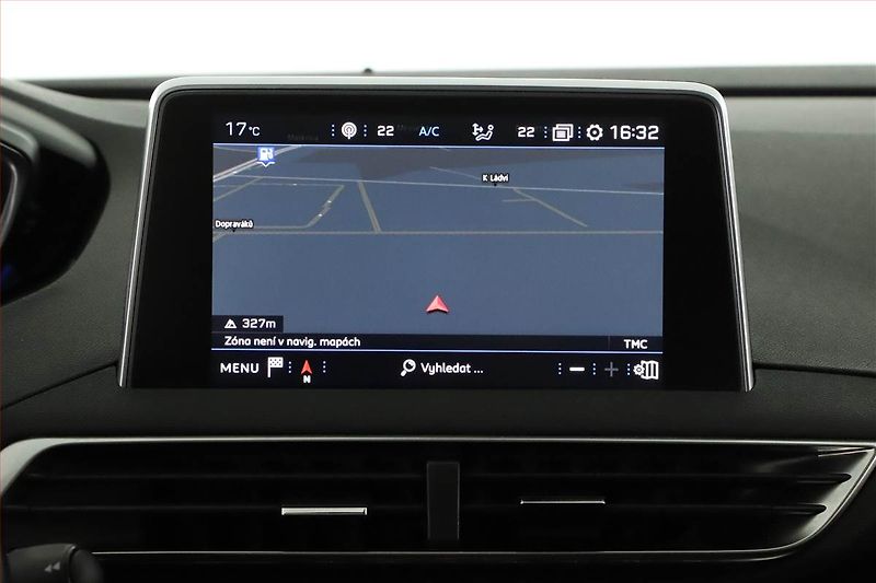 Peugeot 5008 (2019) 1.5 BlueHDi, Automat, 7 míst - fotka 15 z 20