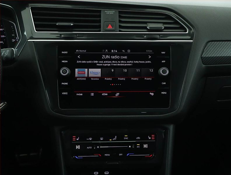 Volkswagen Tiguan (2023) R-Line 2.0 TDI - fotka 12 z 17
