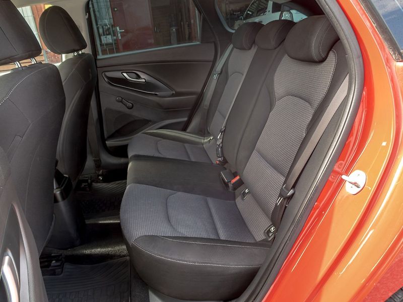 Hyundai i30 (2021) ČR 1.5i 81KW LPG - 1 majitel - fotka 33 z 51