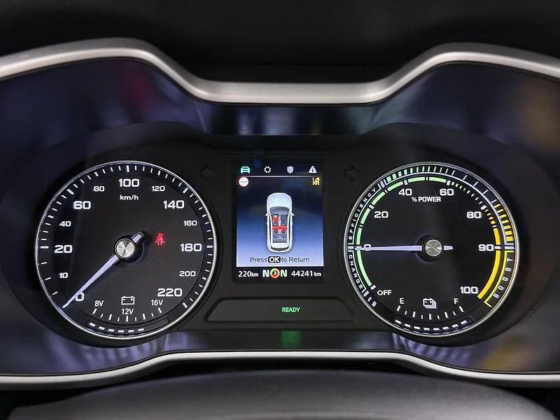 MG ZS EV 105kW Luxury LED 44'000km! - fotka 5 z 13
