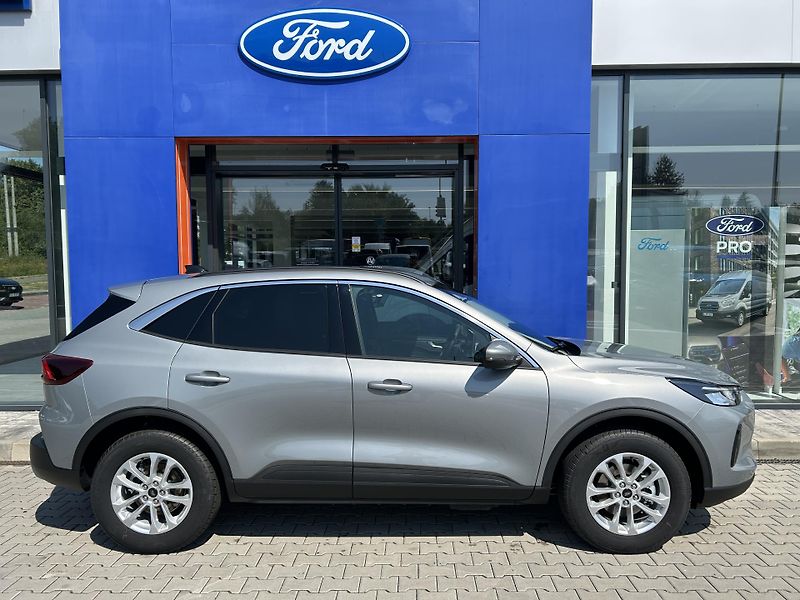 Ford Kuga Top Edition 2.5 PHEV 178kW - fotka 4 z 39