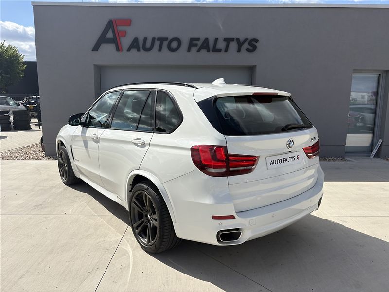 BMW X5 M paket X DRIVE 3,0 D - fotka 5 z 38